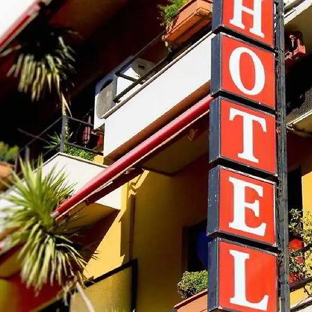 Lugano Hotel Tirana Exterior photo